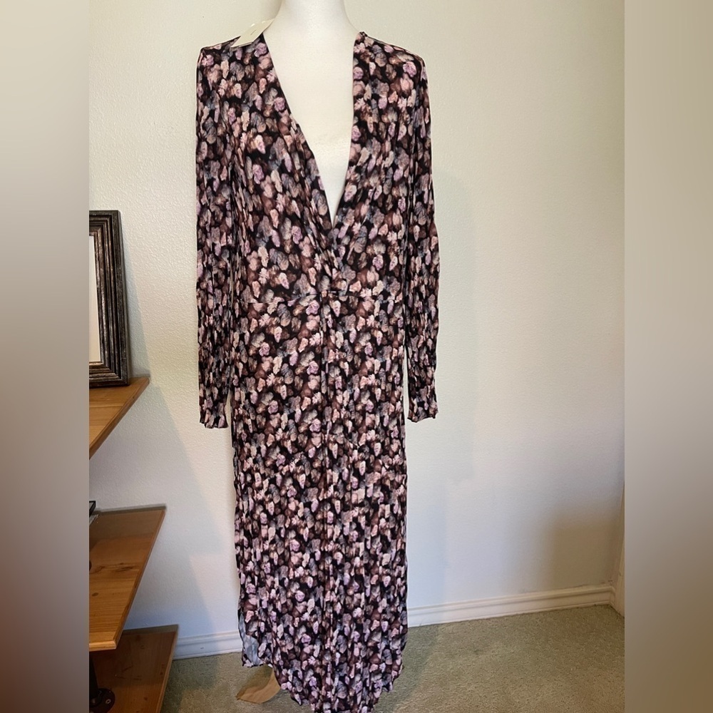 Vince Floral Long Sleeve Dress.NWT.